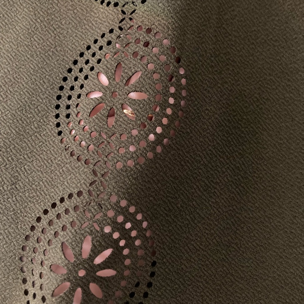 Moa Moa Green Cut Out‎ Blouse size Large - Picture 3 of 7